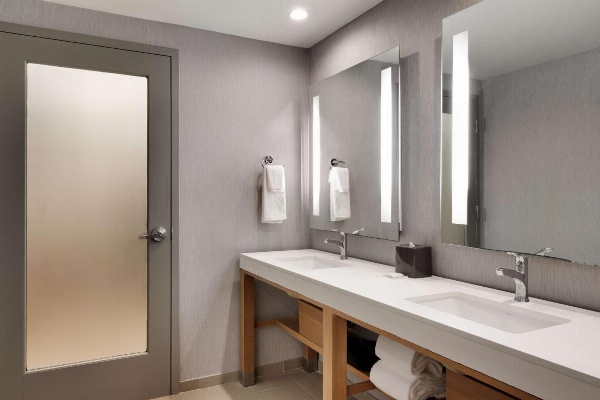 Hyatt Place at Anaheim Resort / Convention Center Main image